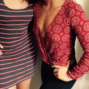 Brandy Melville Zosia cross wrap top